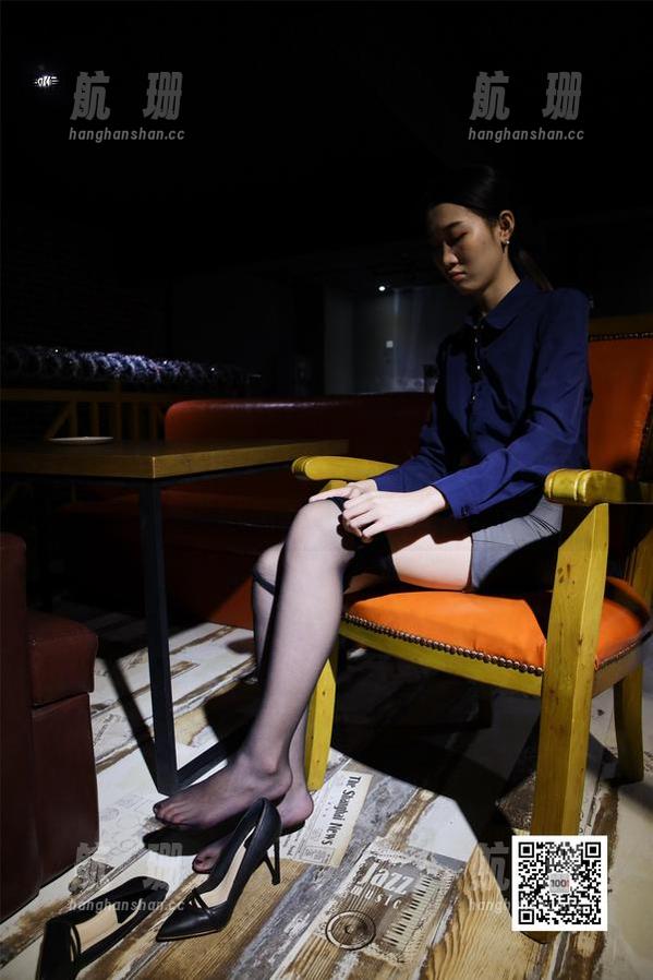IESS异思趣向-夏夏 IESS异思趣向 - 如果夏夏的蓝色战衣在线可以给我点开就好了!