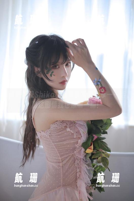 诚邀围观Shika小鹿鹿的写真分享——话说这剧情我也想编一编！