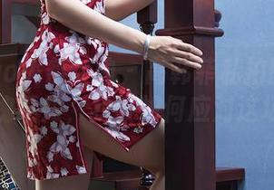 TouTiao头条女神 - 高韩菲私拍图包让白丝都自愧不如，我该如何应对这场撩动？