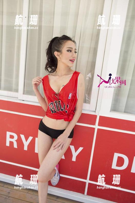 UGirls尤果网-王谨轩 UGirls尤果网 - 看!王谨轩的私拍图集,旗袍掀起的小风波
