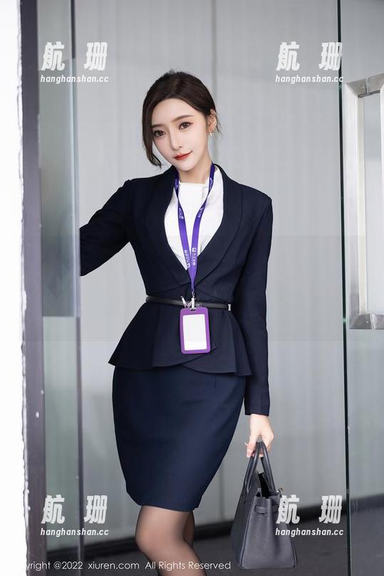 Xiuren秀人网 - 小心，这里的御姐是baby嘉茵！精选图片美得让人目不转睛，真不该让我看到！