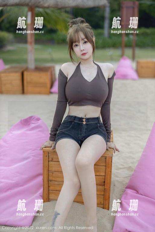 Xiuren秀人网 - 图包里的双人剧，娜娜baby总是那么戏精！