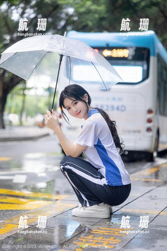 Xiuren秀人网 - 超级牛仔裤搭配少女心雪雪的气场，高清写真集值得一瞧