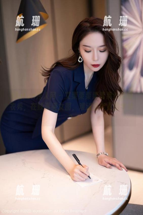 Xiuren秀人网 - 艾栗栗栗栗栗栗吖的睡衣秀，在线看美女图，难道还能更慢半步？