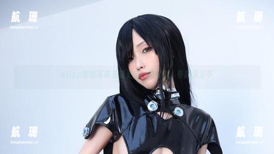 eliza喵喵 eliza喵喵写真最新更新:美足照,养眼又杀手