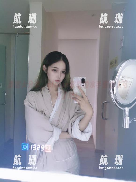 原图大分享，eloise软软的水手服也太可爱了吧！