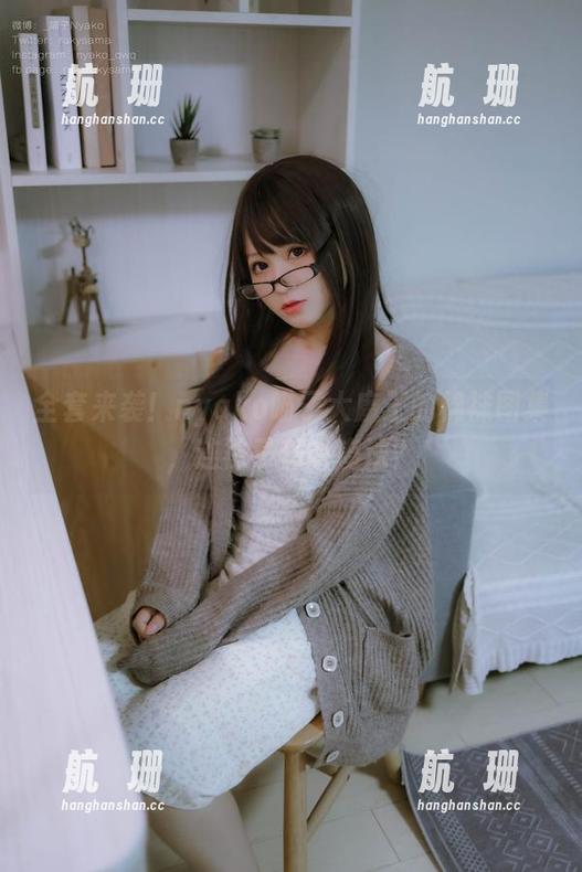 全套来袭！nyako喵子大魔王的棉袜图集，连袜子都有魔法？