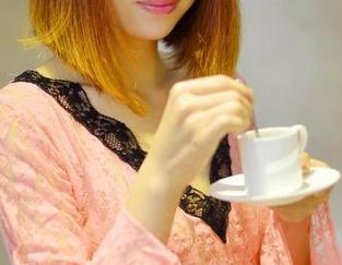 pans - 李沫，这个名字后面藏着一本清纯图包，满满的少女感！
