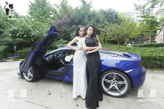 partycat轰趴猫 - 图集更新来啦！陈雅漫又一次把修女的气质和俏皮结合得很好！