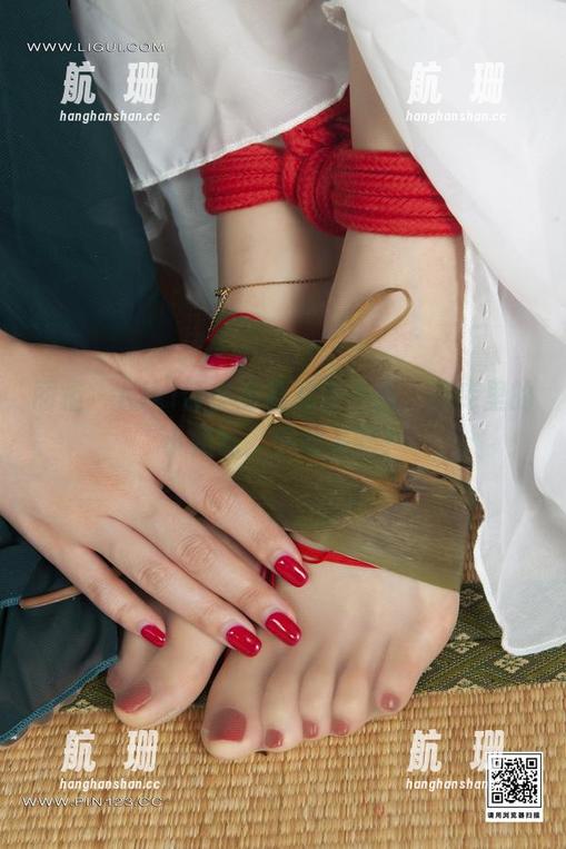 丽柜-Kiki 丽柜 - Kiki带你游览双生一品,图库里的小姐妹,你敢买吗?