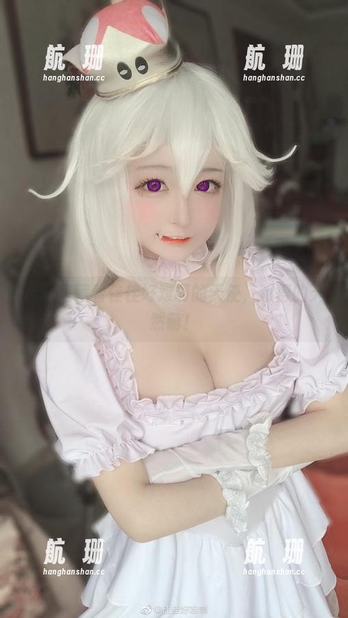 合集里藏着佳佳好难啊的天使，难得的天然萌！
