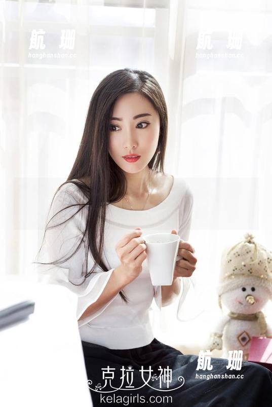 克拉女神-高洁 克拉女神 - 高洁和她的双马尾,还有那不可描述的美图…你看懂了吗?
