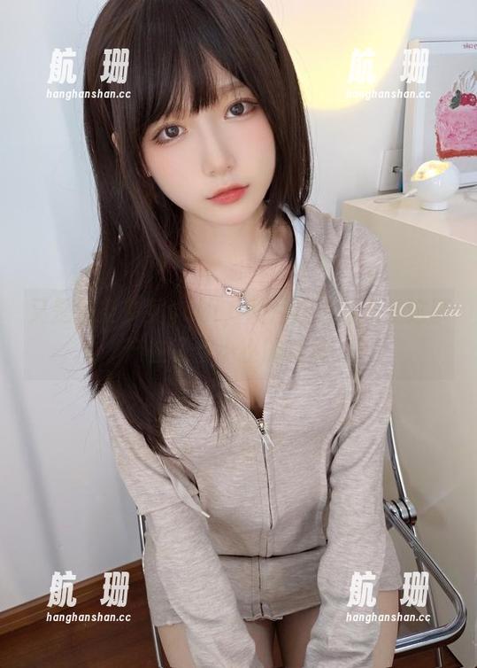 发条少女yoki 又是发条少女yoki,照片让人对天使这事产生了点小小的质疑。