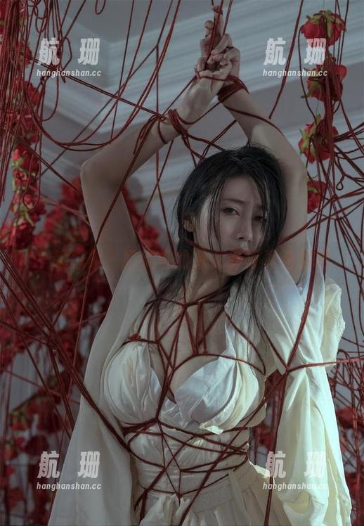 一起想象，奶桃桃的兔女郎写真合集吧