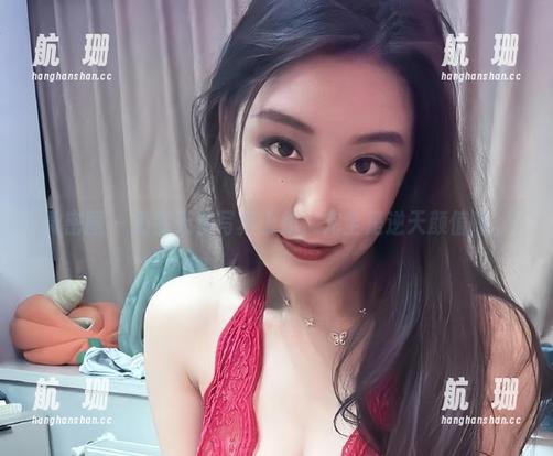 微密圈 - 奶雯天使写真上线，完全是逆天颜值啊。
