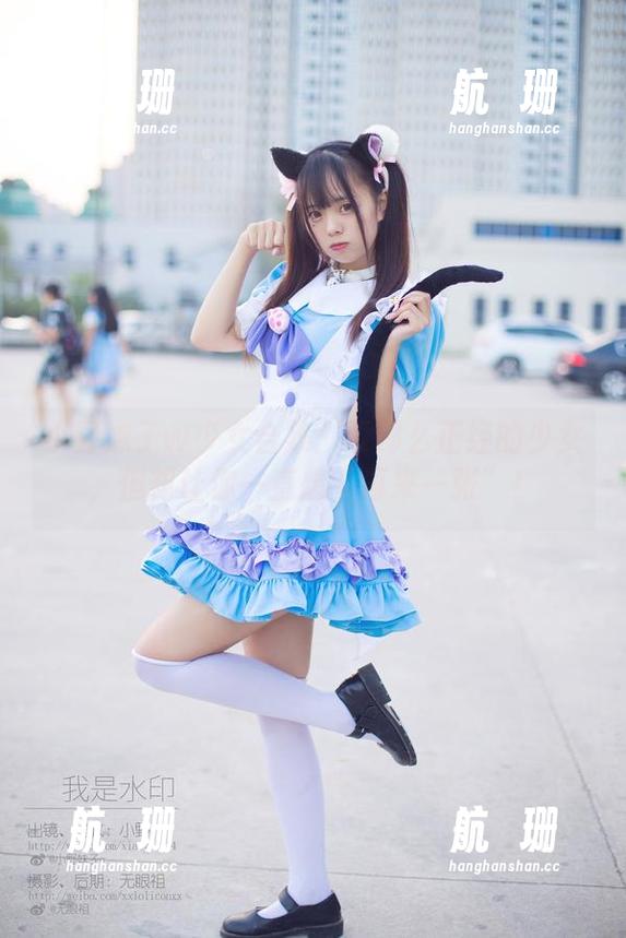 小野妹子w少女合集：没那么正经的少女，但却让你一直想“再来一张”！