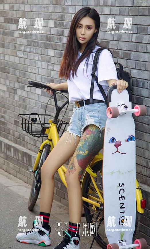 尤果网爱尤物-小苑嫣 尤果网爱尤物 - 小苑嫣的白裙美图,额,顺便提醒我这季节还保留有那么一丝清新的不可抗拒,爱了爱了。