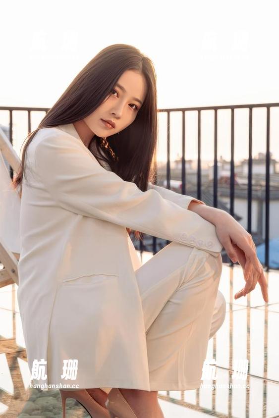 年年Nnian的图库里，休闲时光完全没在客气，高清的样子真不错呢。