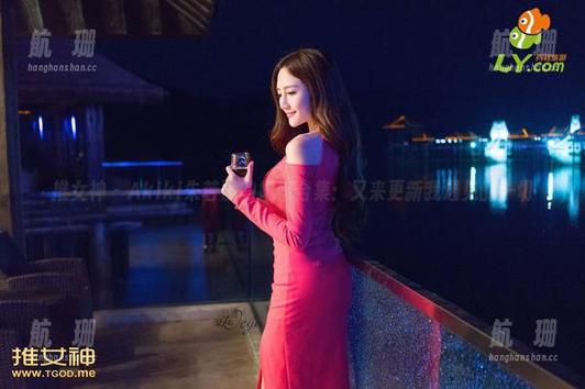 推女神-Akiki朱若慕 推女神 - Akiki朱若慕的姐姐合集:又来更新我遇见的一切