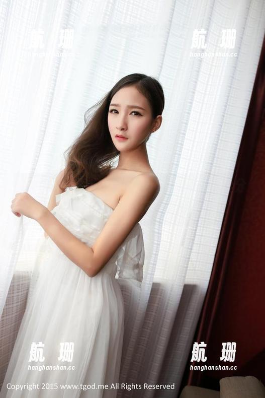 推女神-梦娜Vanessa 推女神 - 哇哦,梦娜Vanessa的可爱分享,这种感觉像是在玩彩虹滑梯。