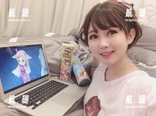 哇，七夕特辑的原图好像在说：“快变成你的壁纸吧！”而是依酱吖也是坏坏的。
