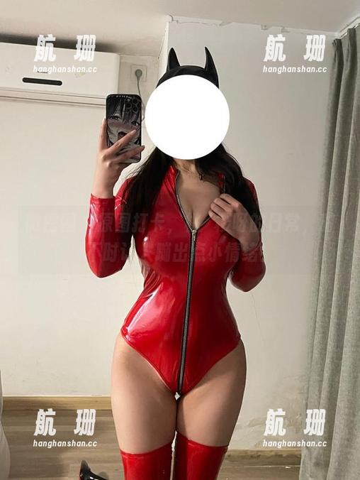 桃沢樱呀 微密圈 - 原图打卡,桃沢樱呀的日常,时不时让人蹦出点小情绪!