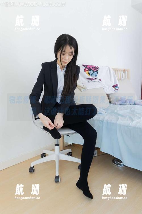物恋传媒-嘟嘟 物恋传媒 - 嘟嘟的甜美板鞋图集,不禁感慨,这设计也太能打了吧!