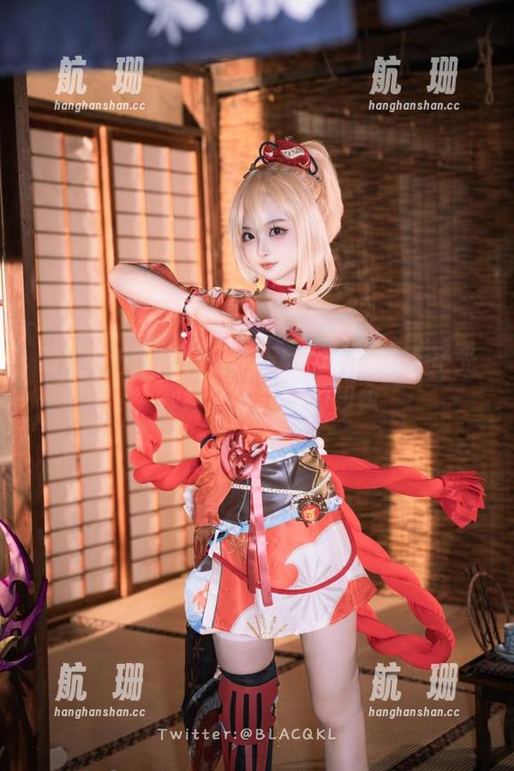 霞沢美游：白莉爱吃巧克力选择了无圣光，却给了我深刻的印象