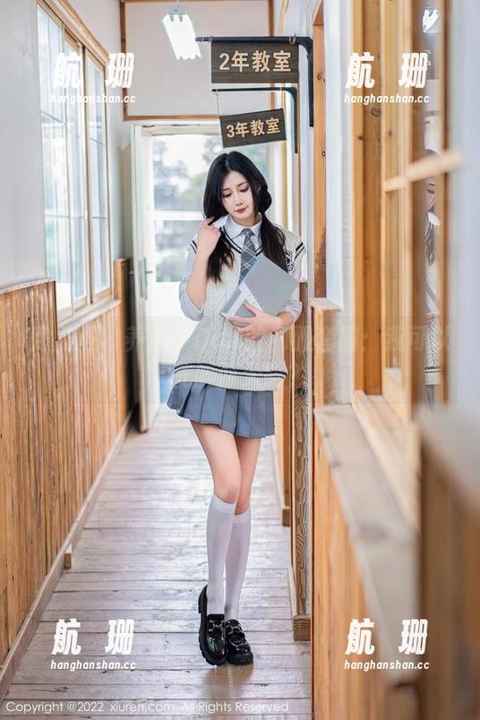 秀人网 - 养乐多Doll的和服套图：我可以先醉两天吗？