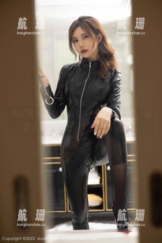 秀人网 - 恩一带你飞——连衣裙写真，让你立马变女神！图包速来请接招！