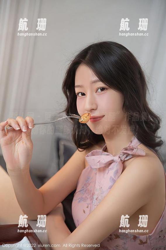 秀人网 - 更新了！曼柔“美腿”作品集：刷新你的腿部认知，绝对不发虚！