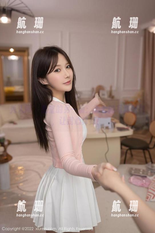 秀人网 - 教室的另一面：美七的写真图包，让我心痒痒！