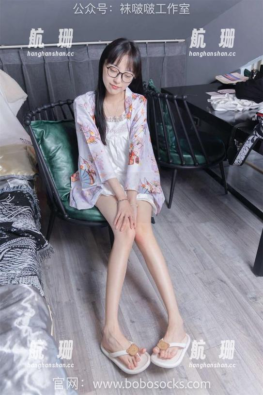 袜啵啵-甜甜圈 袜啵啵 - 甜甜圈带你荡漾裤里丝,网盘照片随你查阅!