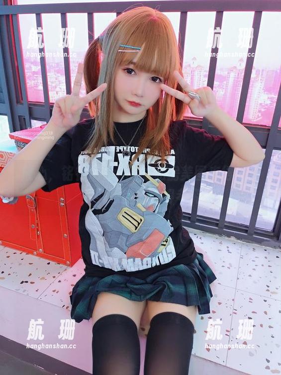 放心，铭铭kizami的私房美图来得温柔，小恶魔也懂得考究