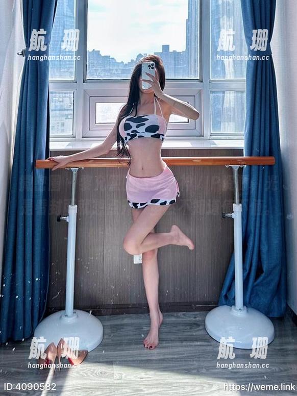 微密圈 - 黎允熙的网红女神VIP资源，光是看封面就想点开，虽然不知道值不值。
