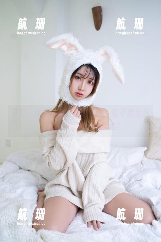 哥们，黑川cos更新的丝袜，能不能给我个“超越平常”的视角？